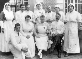 Une équipe médicale de l'Hopital, 1910